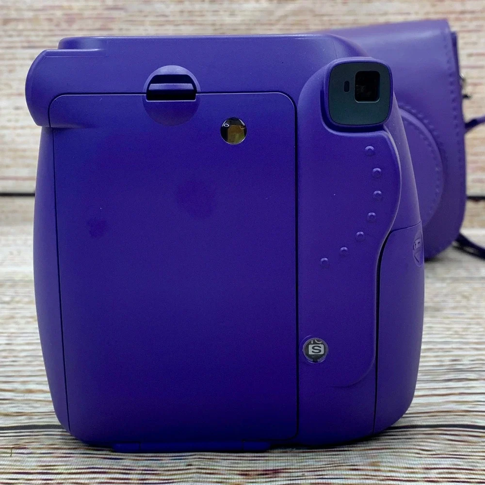 Fujifilm Instax‎ Mini 8 Purple Instant Camera Bundle with Case & Film Pack